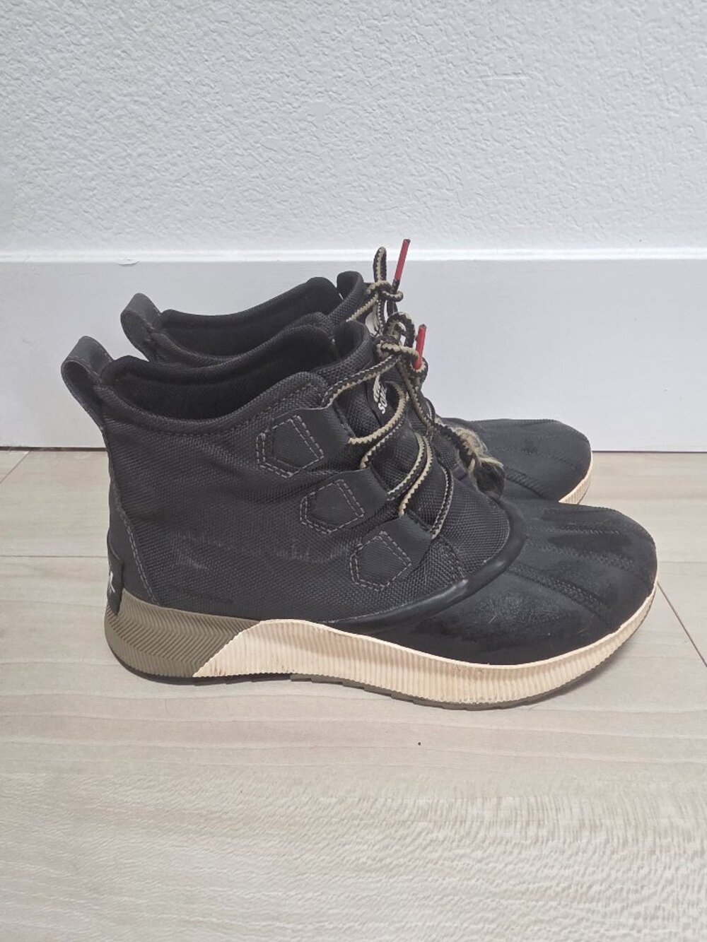 Sorel Women's Out 'N About III Classic Boot 8